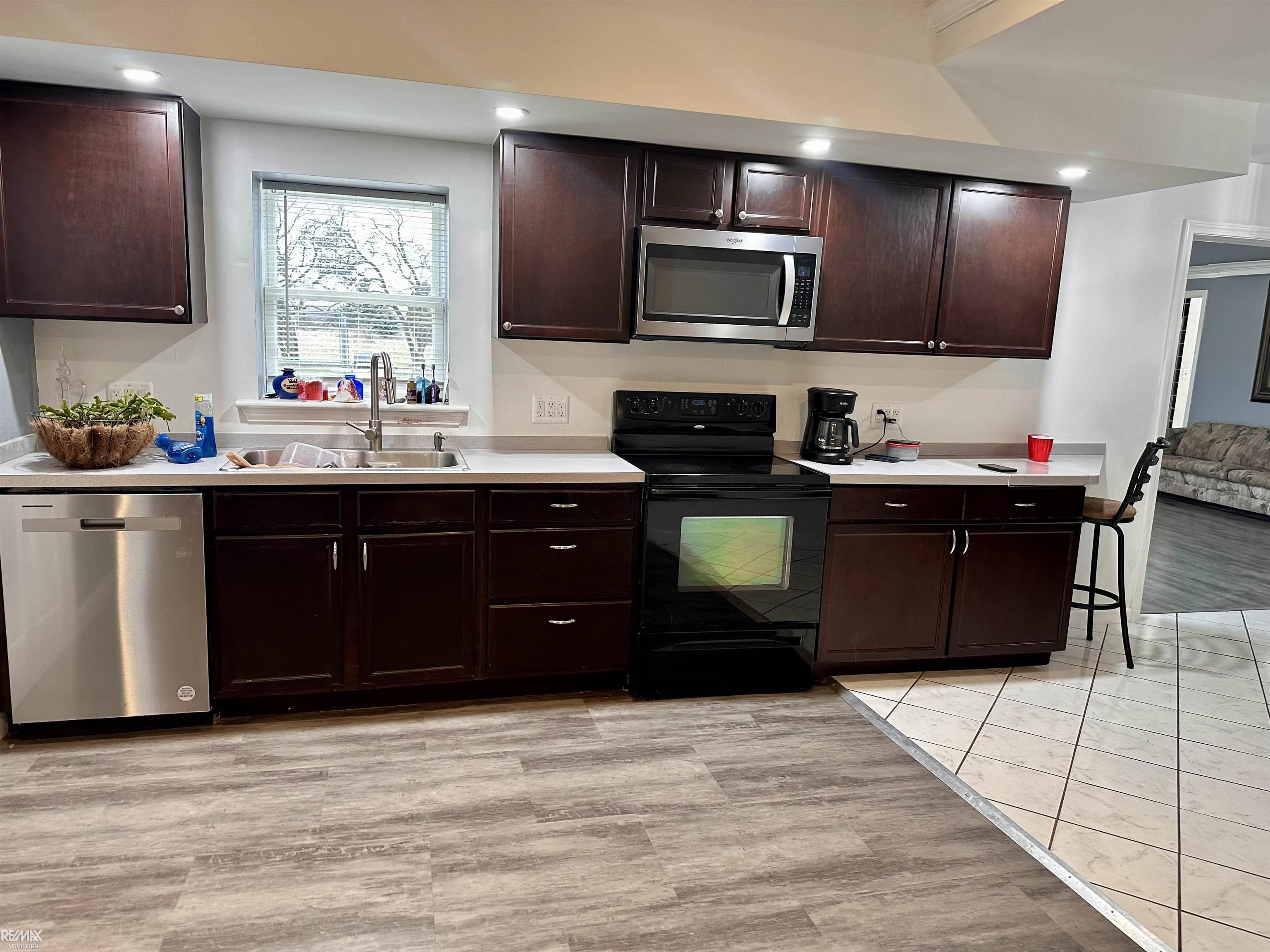 10493 Dunn Road Goodells, MI 48027 - Photo 10 of 33 50143381-C1C8F174-87CE-49A6-A467-E39F6F1B9A0E.JPG
