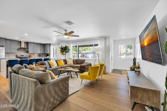 $1,100,000 | 3320 North 82nd Place, Scottsdale, AZ 85251