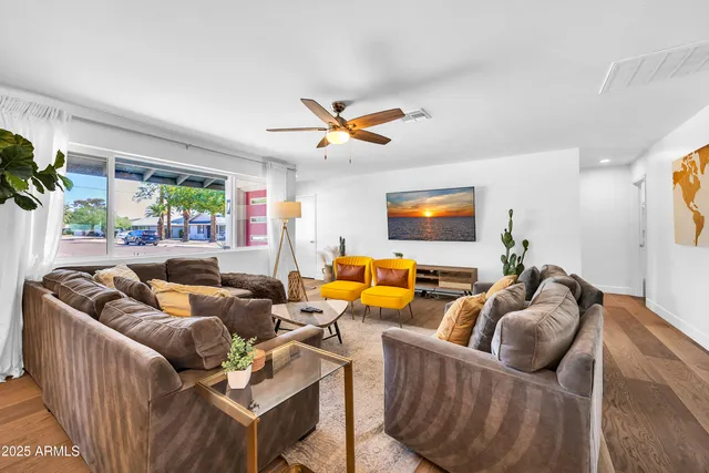 $1,100,000 | 3320 North 82nd Place, Scottsdale, AZ 85251