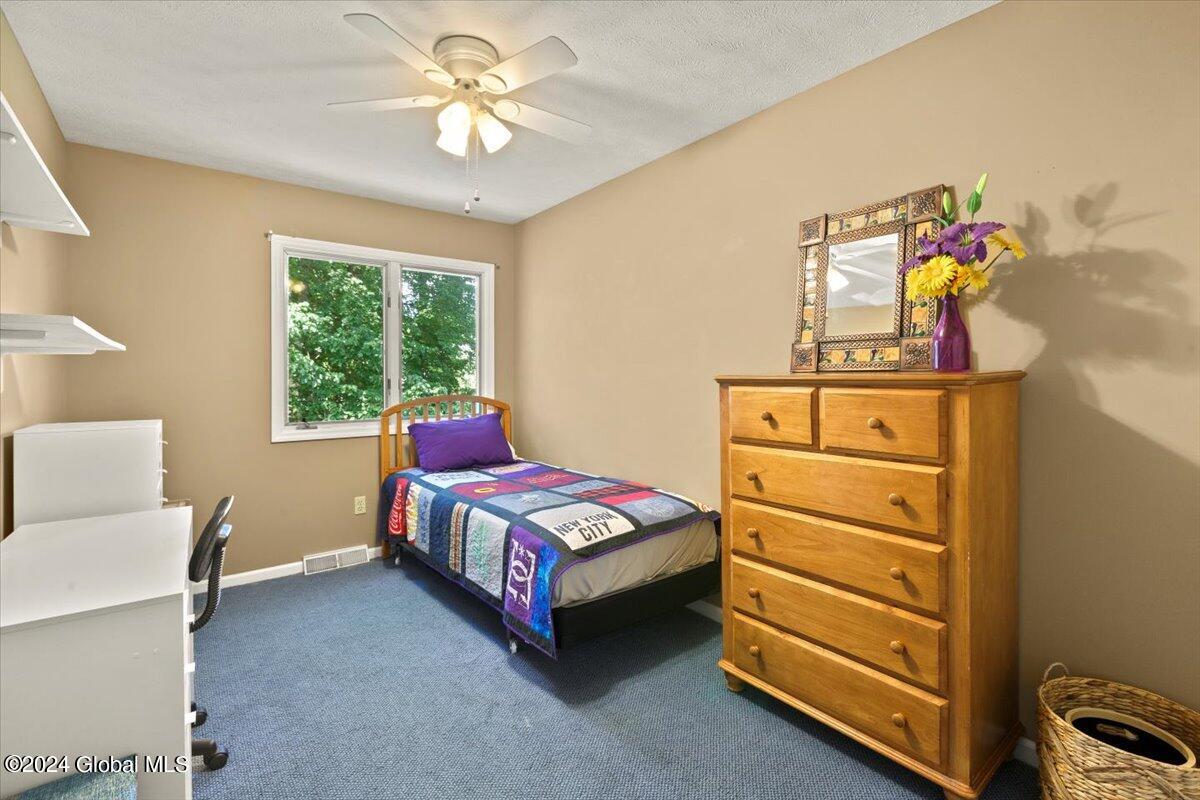 11 Stonegate Court Colonie, NY 12205 - Photo 23 of 36 12-MW2_7213