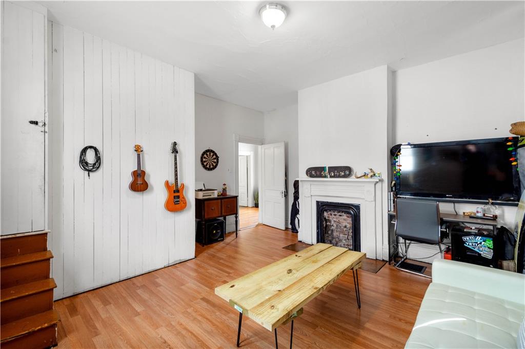 34 Altamont Street Washington, PA 15301 - Photo 23 of 38 2nd Bedroom