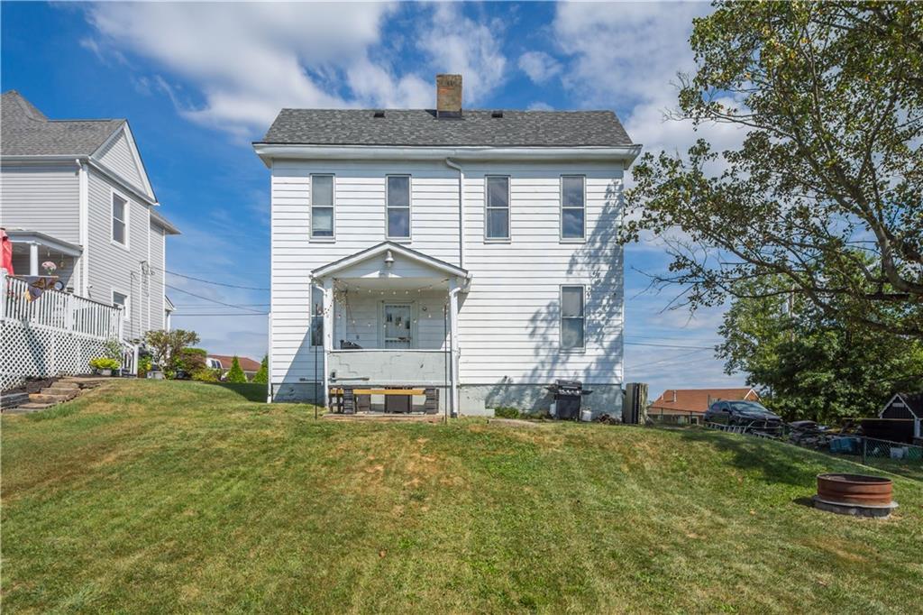 34 Altamont Street Washington, PA 15301 - Photo 28 of 38 Look at the AMAZING backyard!