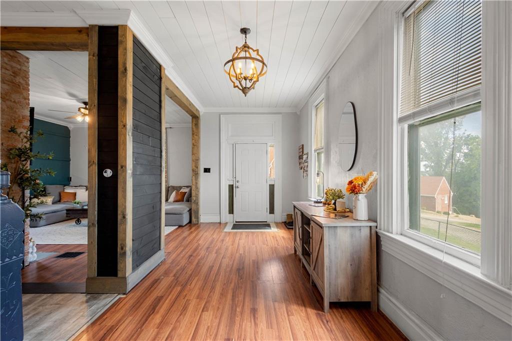 34 Altamont Street Washington, PA 15301 - Photo 5 of 38