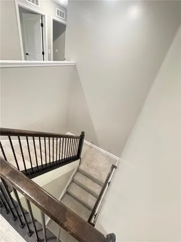 $463,500 | 909 Southwest 35 Street, Lee's Summit, MO 64082