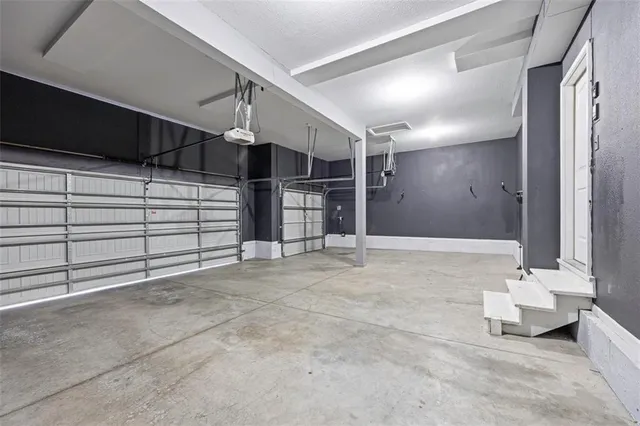 $463,500 | 909 Southwest 35 Street, Lee's Summit, MO 64082