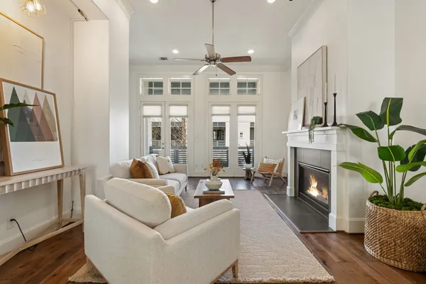 $399,000 | 2960 Rusk Street, Houston, TX 77003
