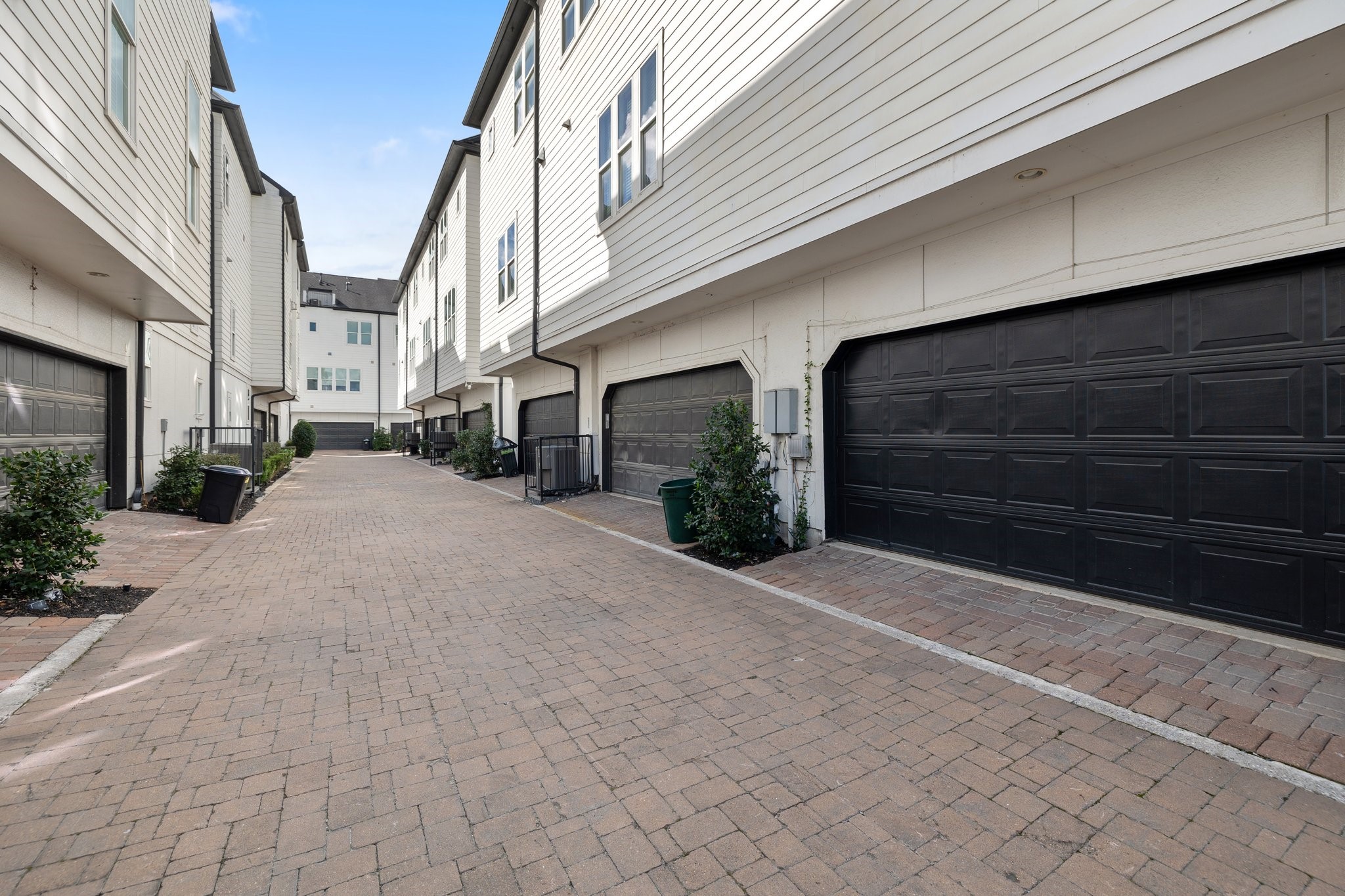 2960 Rusk Street Houston, TX 77003 - Photo 25 of 29 A 2-car attached garage can be accessed in the alley directly behind the home.