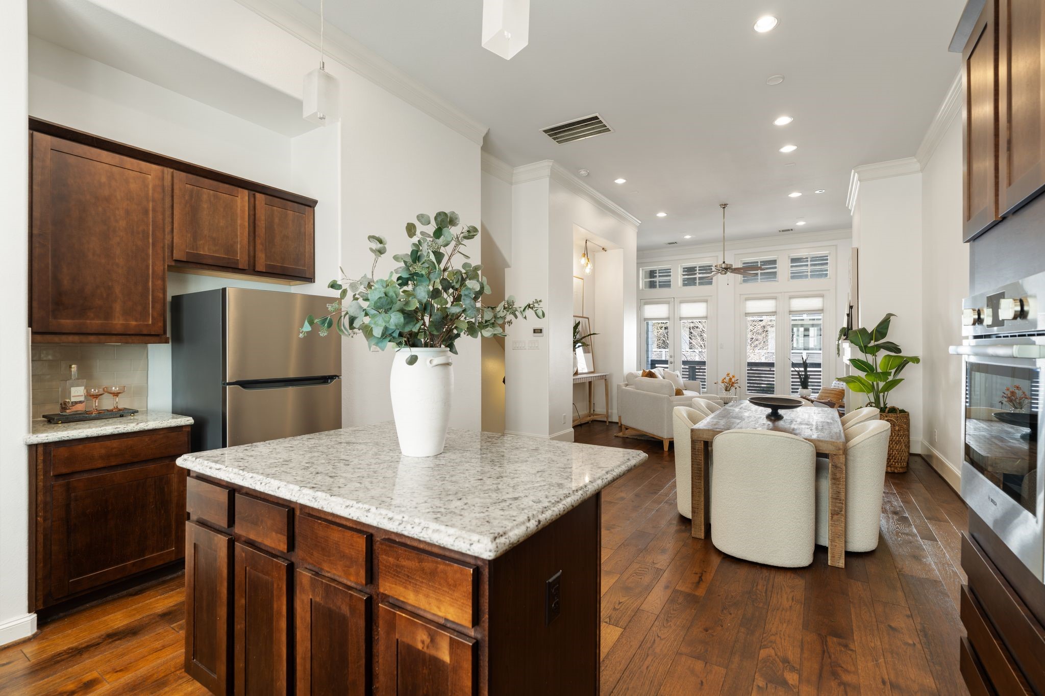 2960 Rusk Street Houston, TX 77003 - Photo 9 of 29 Equipped with stainless steel appliances, light countertops, and an abundance of storage.