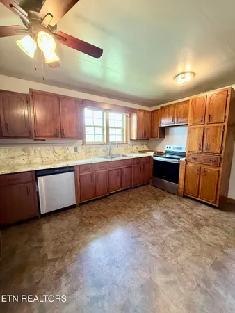 $269,000 | 507 Lisa Drive, New Tazewell, TN 37825