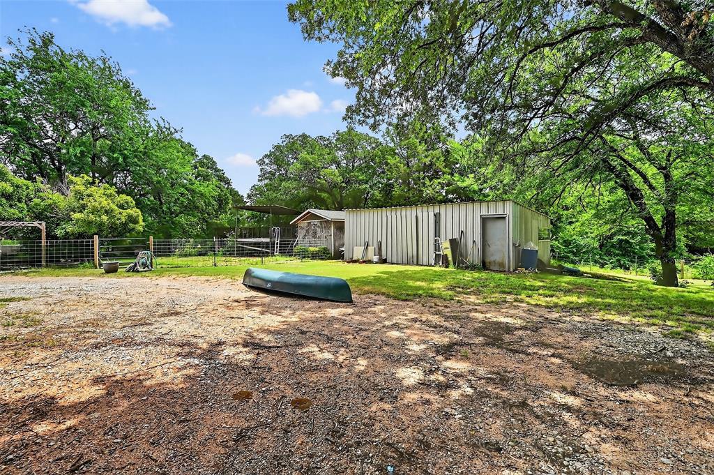 2869 Ranch Road Whitesboro, TX 76273 - Photo 15 of 21