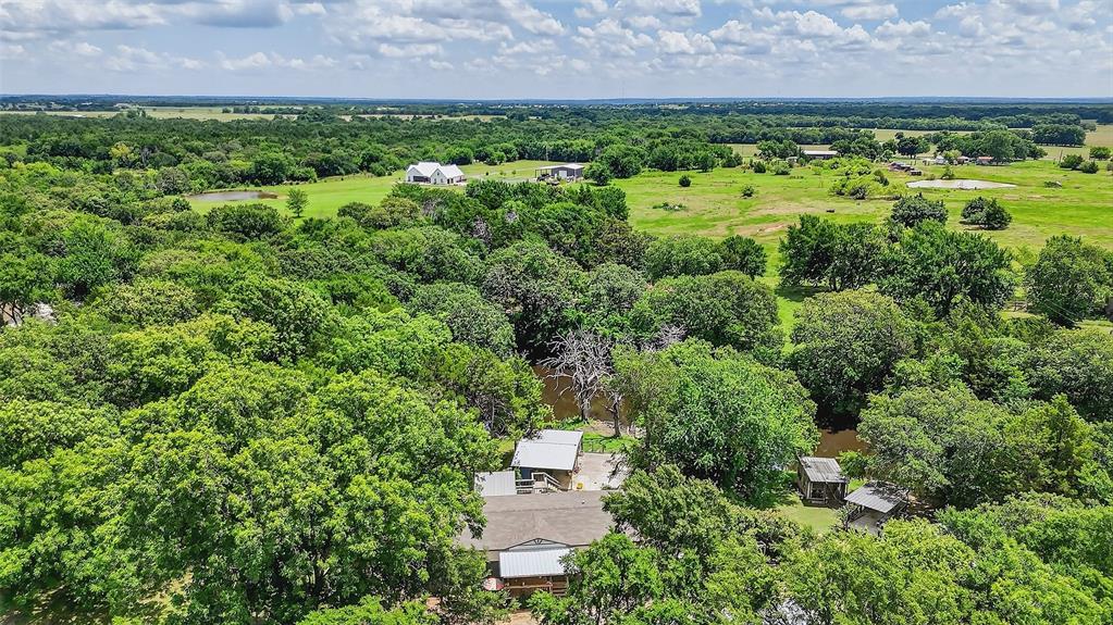2869 Ranch Road Whitesboro, TX 76273 - Photo 3 of 21