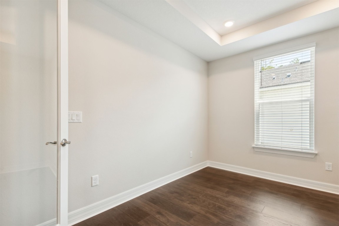 840 Continuum Loop Yulee, FL 32097 - Photo 21 of 64 an empty room with a window