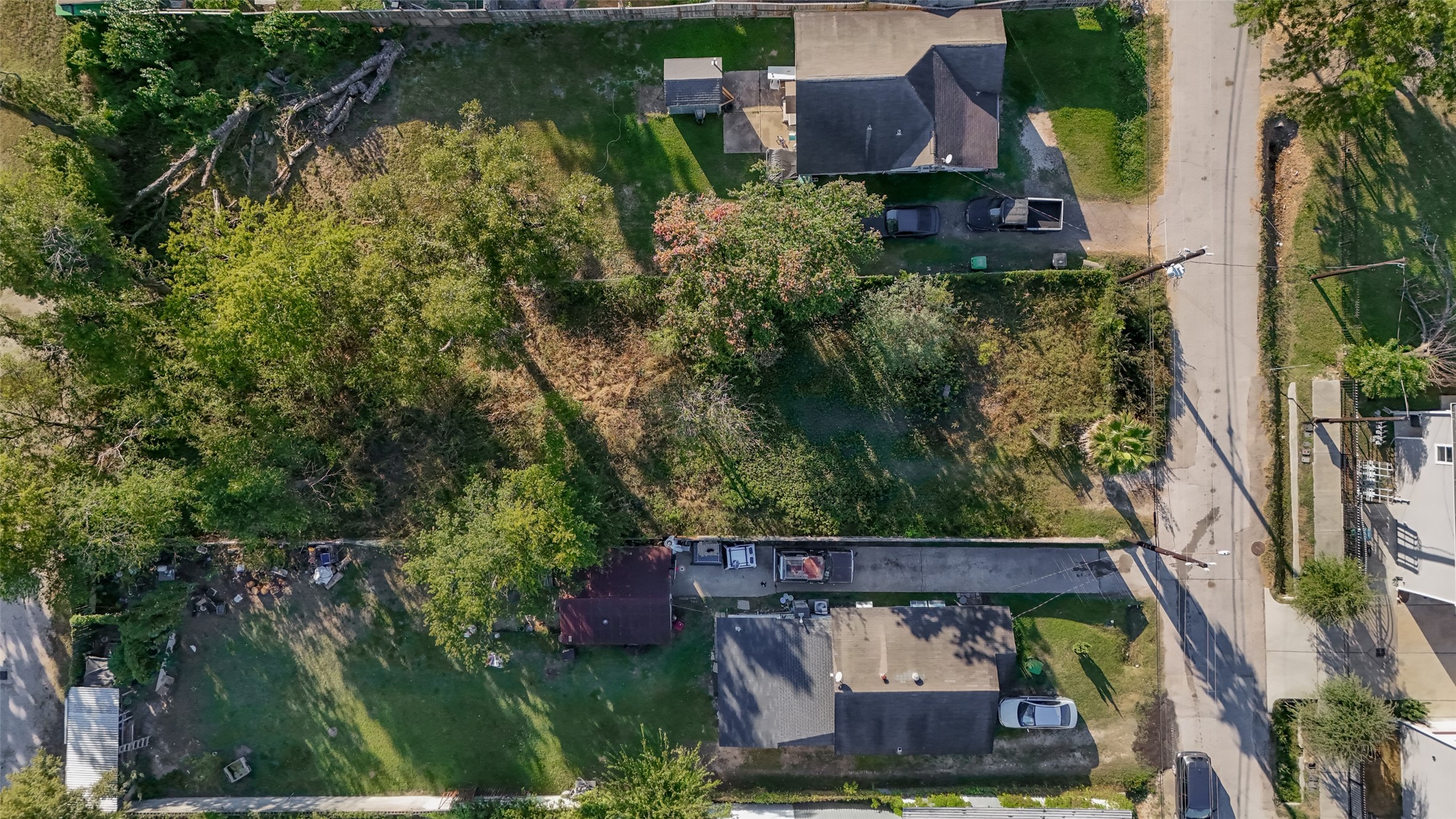 119 Sylvester Road Houston, TX 77009 - Photo 16 of 16 an aerial view of a house with a garden