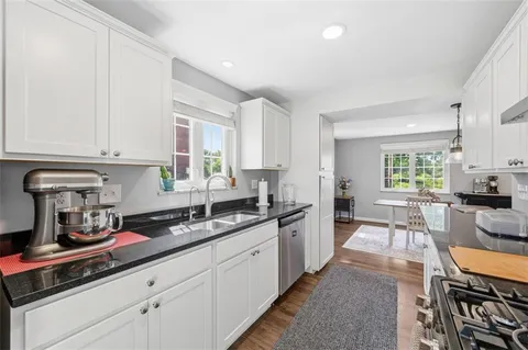 $456,000 | 331 Atlanta Drive, Pittsburgh, PA 15228