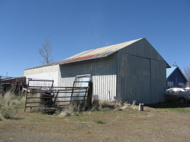 24086 Yellow Jacket Springs Road Beatty, OR 97621 - Photo 6 of 49 6