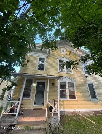 $269,898 | 136 Wells Avenue, Middleburgh, NY 12122
