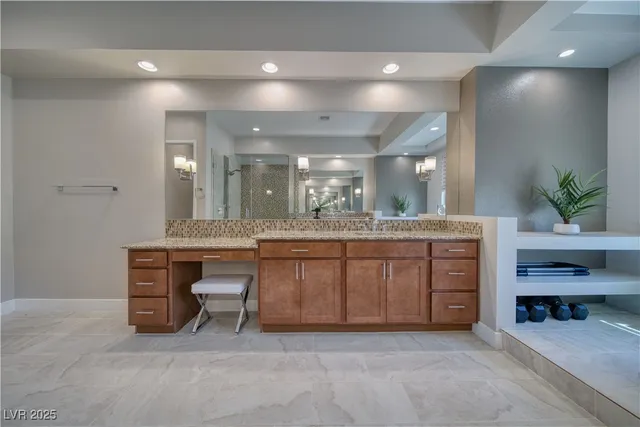 $1,650,000 | 3978 Jacob Lake Circle, Las Vegas, NV 89118