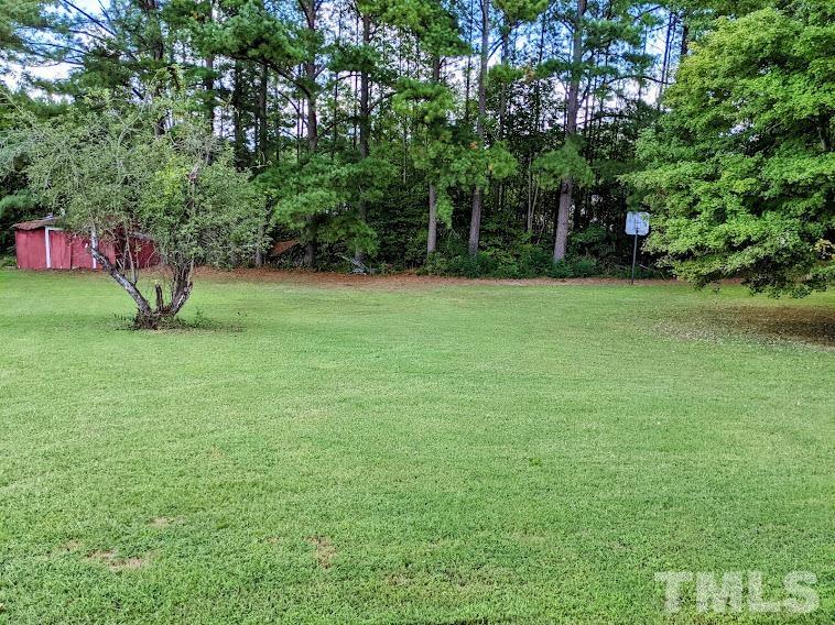 362 Tinker Road Chase City, VA 23924 - Photo 3 of 21 a view of a garden