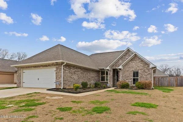 $298,000 | 329 Willow Way, Canton, MS 39046