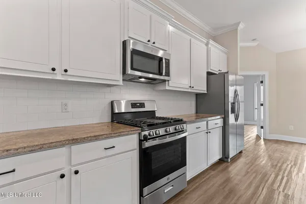 $298,000 | 329 Willow Way, Canton, MS 39046