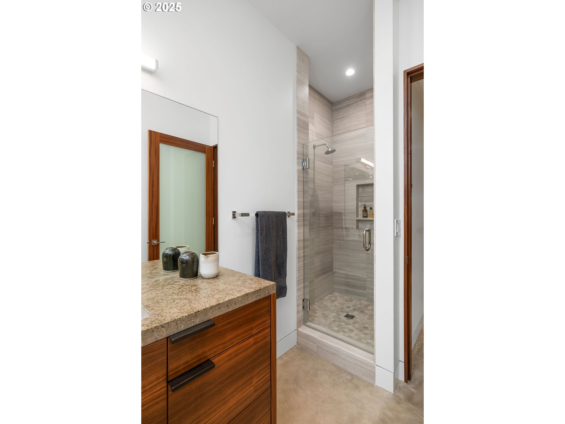 3961 Southeast Berkeley Way Portland, OR 97202 - Photo 22 of 48