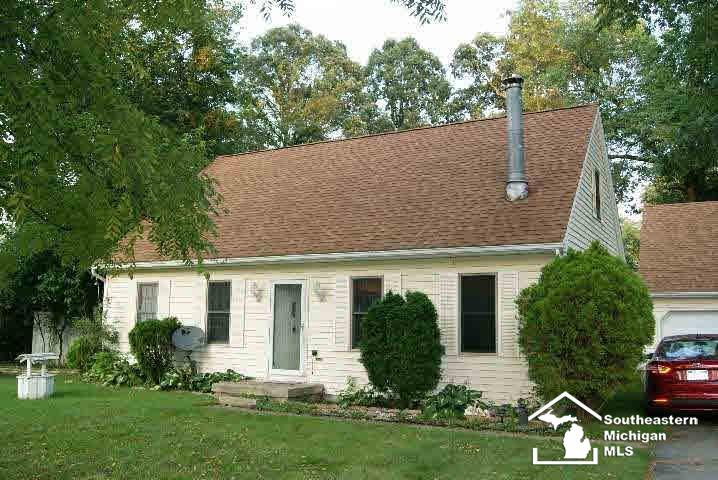 8136 Wiseman Road Lambertville, MI 48144 - Photo 1 of 15 Exterior Front