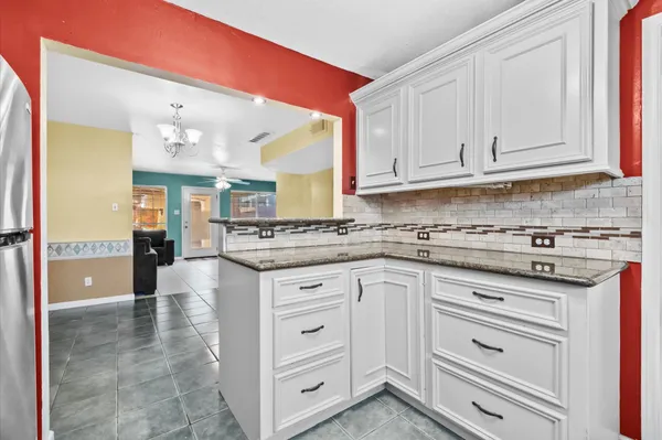 $149,900 | 1025 Willow Oaks Circle, Pasadena, TX 77506