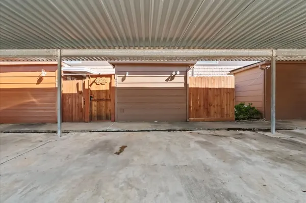 a view of a garage