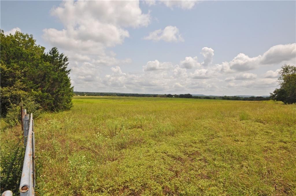 3 Wolfridge Road Killeen, TX 76549 - Photo 1 of 1 a view of an ocean