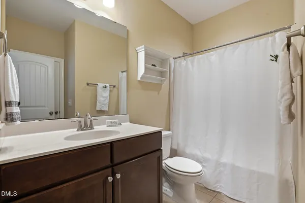 $787,000 | 2751 Lake Waccamaw Trail, Apex, NC 27502