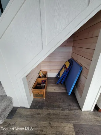 $1,575,000 | 63 Sutton Lane, Coolin, ID 83821