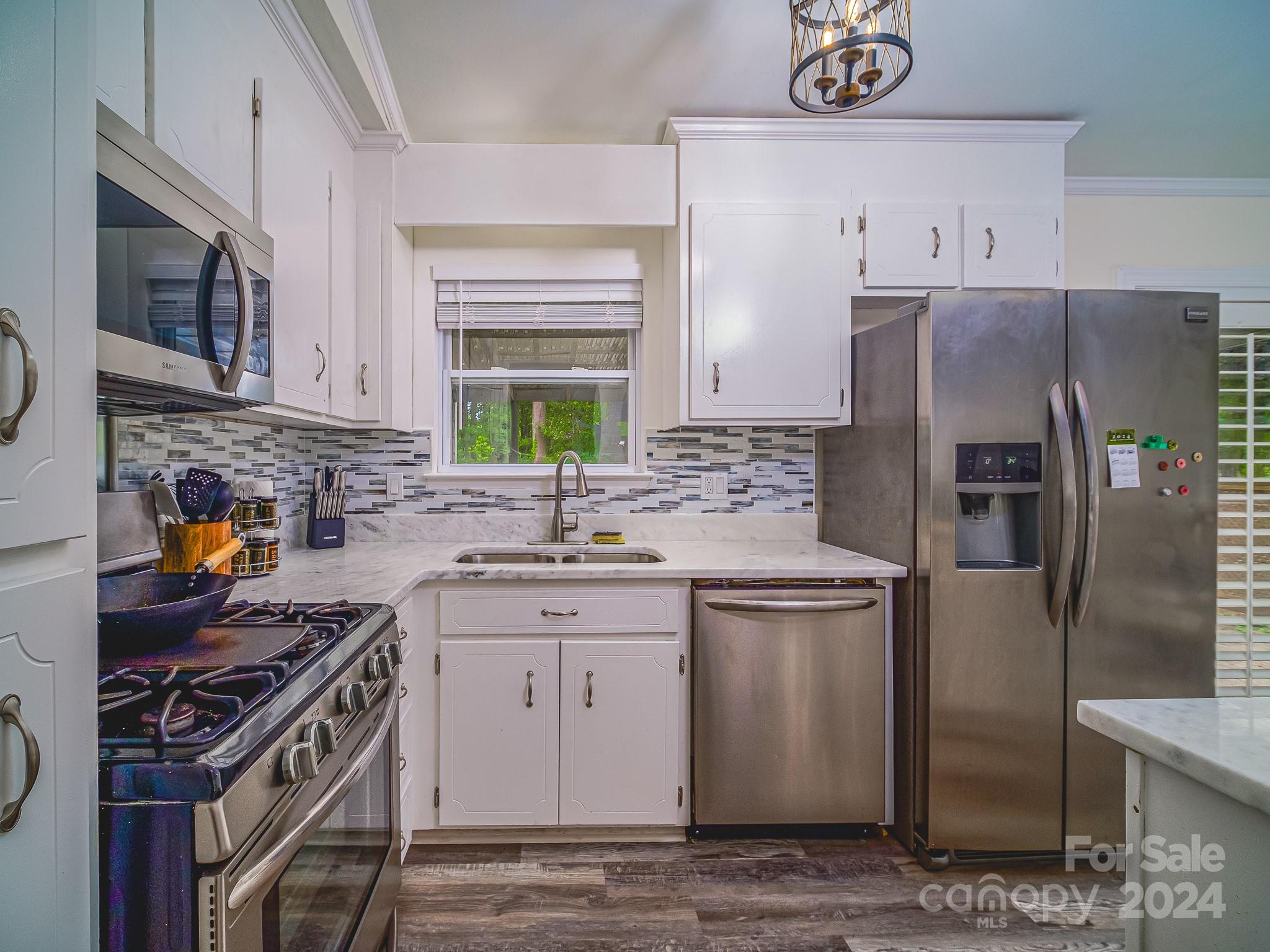 4533 Nicks Tavern Road Charlotte, NC 28215 - Photo 17 of 27 Gallery Image 17