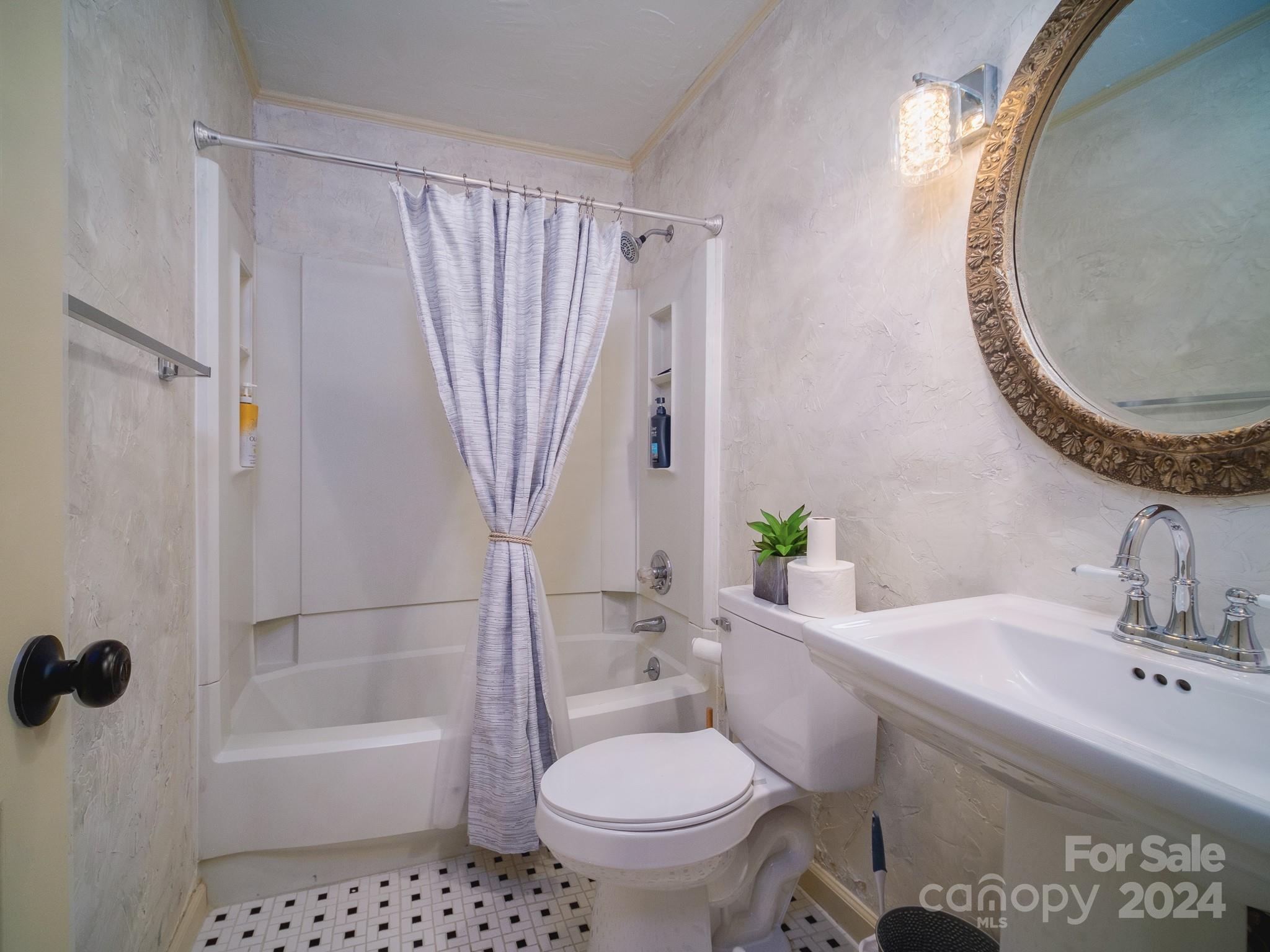 4533 Nicks Tavern Road Charlotte, NC 28215 - Photo 22 of 27 Gallery Image 22