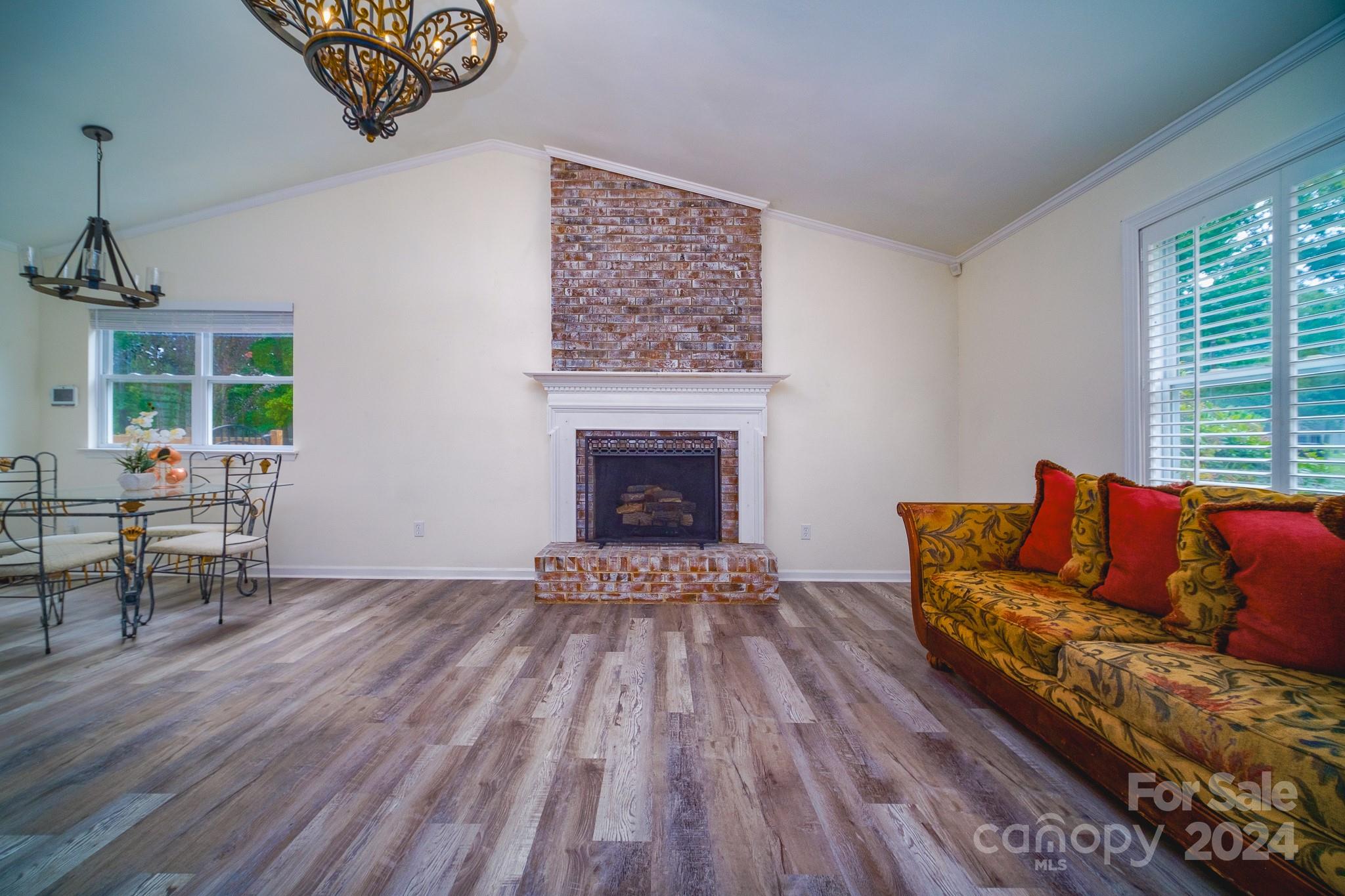 4533 Nicks Tavern Road Charlotte, NC 28215 - Photo 9 of 27 Gallery Image 9
