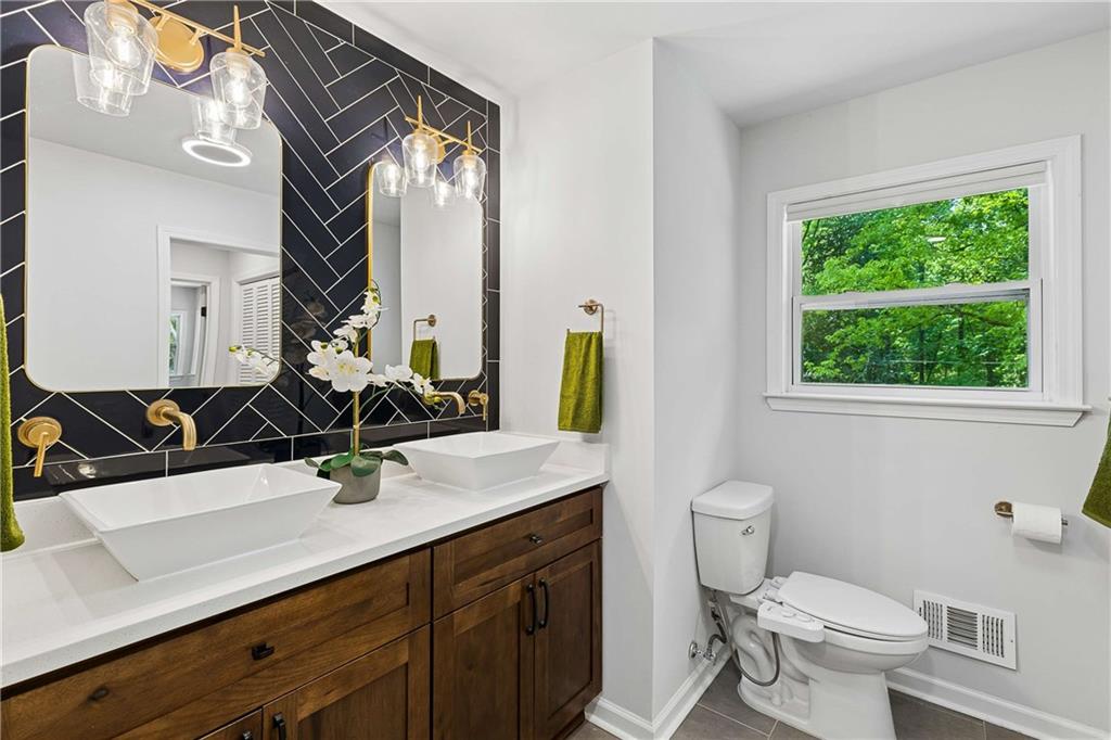 4599 Somerset Road Smyrna, GA 30126 - Photo 27 of 59