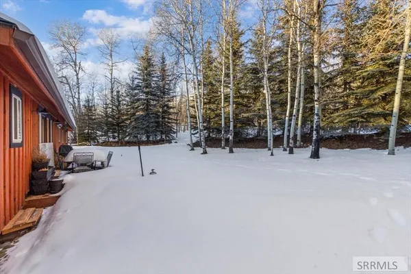 $1,900,000 | 3883-3872 Lake Shore Drive, Island Park, ID 83429