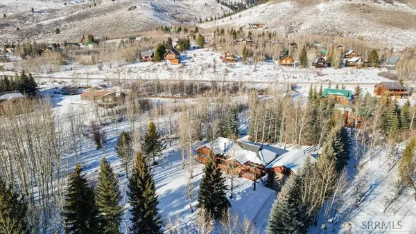 $1,900,000 | 3883-3872 Lake Shore Drive, Island Park, ID 83429