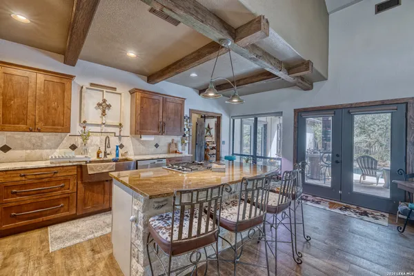 $1,395,000 | 1575 Mountain Valley Road, Concan, TX 78838