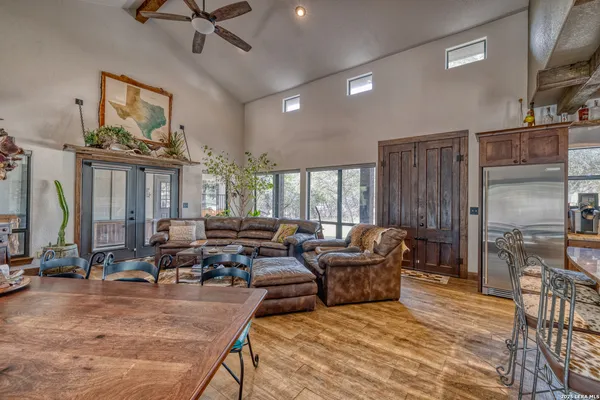 $1,395,000 | 1575 Mountain Valley Road, Concan, TX 78838