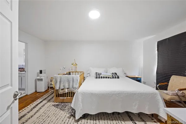 $1,198,000 | 1955 Burke Avenue | Baychester