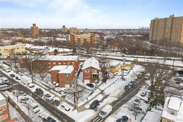 $1,198,000 | 1955 Burke Avenue | Baychester