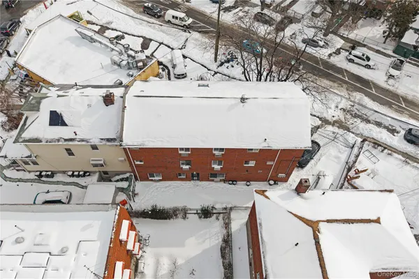 $1,198,000 | 1955 Burke Avenue | Baychester