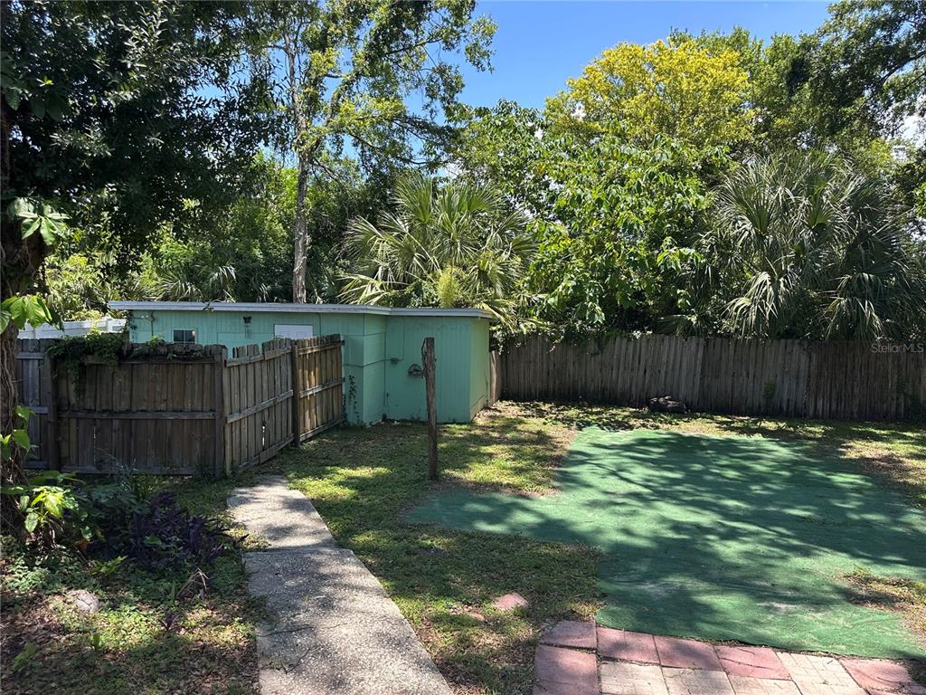 4017 Watson Road Tampa, FL 33610 - Photo 29 of 38