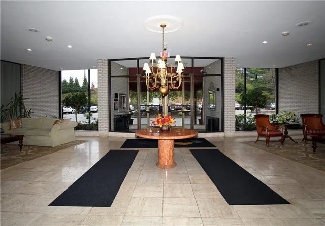 $149,900 | 1160 Bower Hill Road, Unit 310A, Pittsburgh, PA 15243