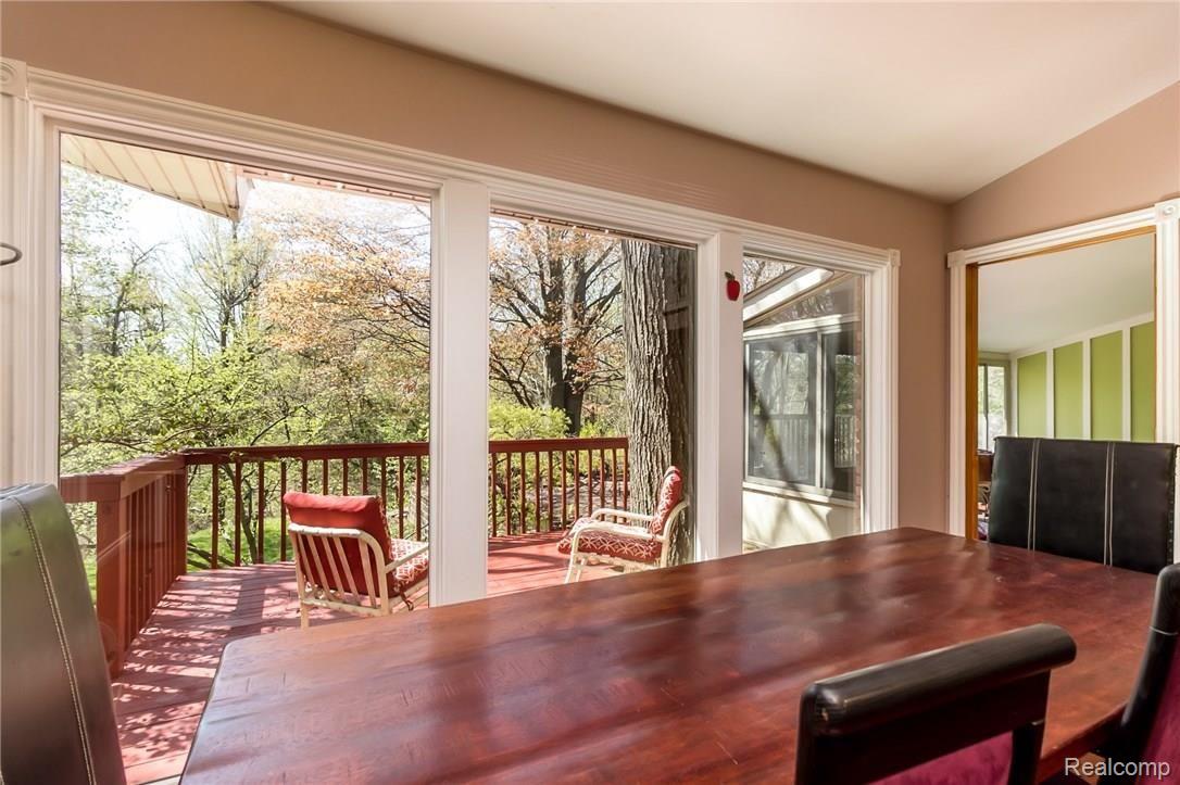 4165 Valley Forge Road Bloomfield Hills, MI 48301 - Photo 18 of 43 4165 Valley Forge (14 of 39).jpg