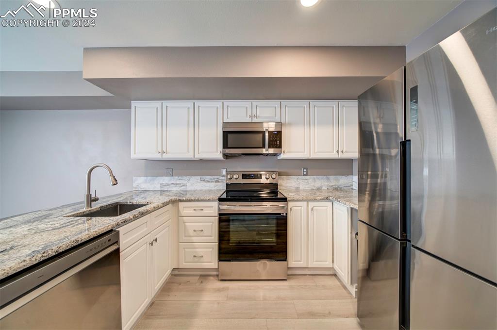 5317 Solar Ridge Drive Colorado Springs, CO 80917 - Photo 16 of 32