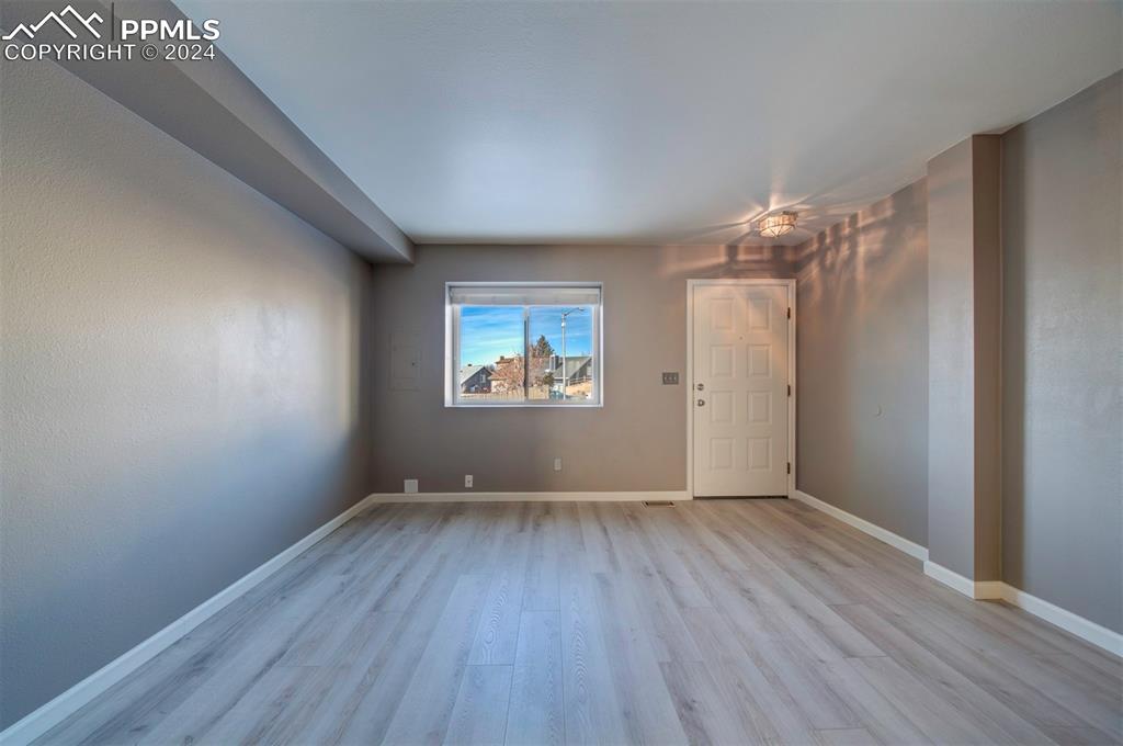 5317 Solar Ridge Drive Colorado Springs, CO 80917 - Photo 8 of 32