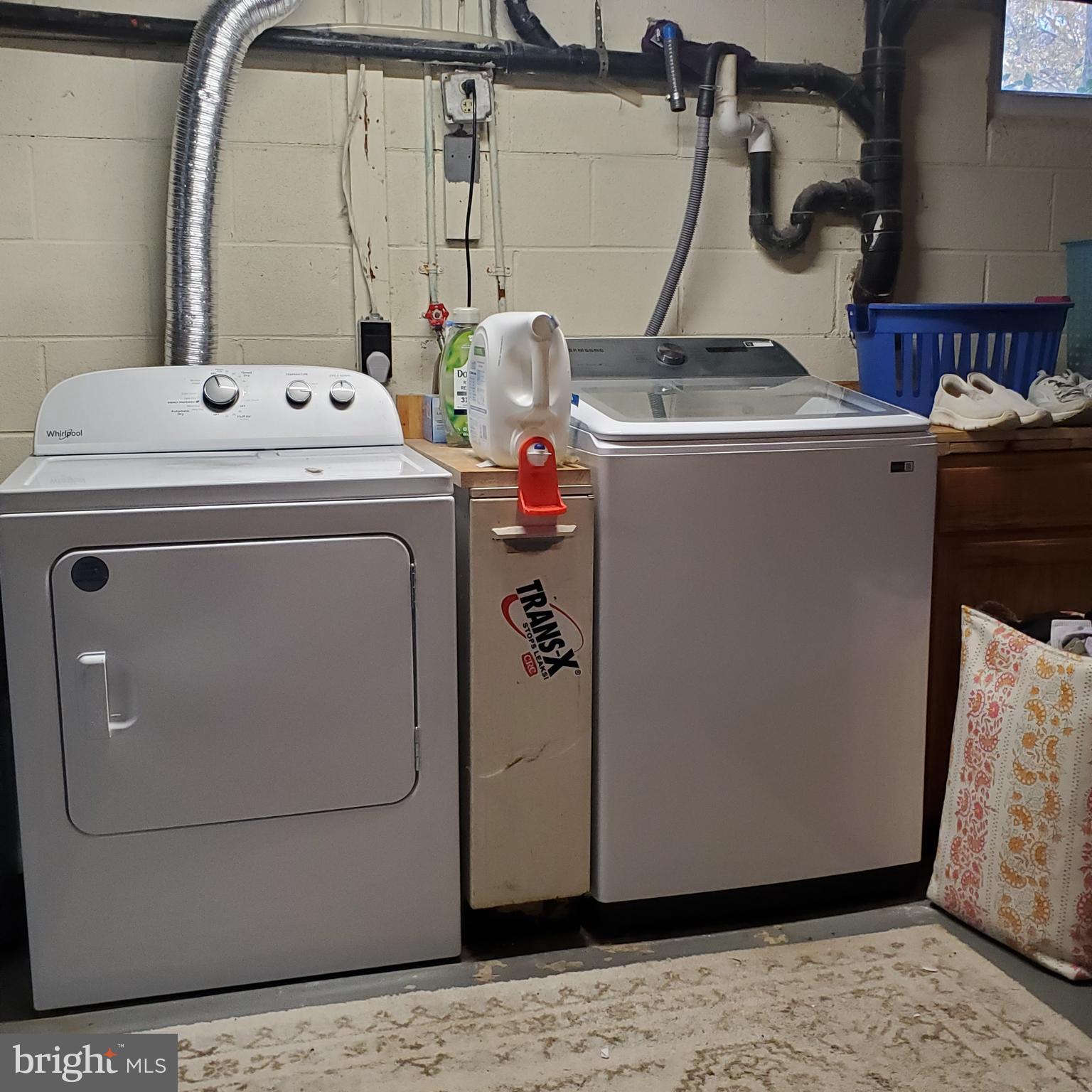 158 Telegraph Road Bridgeton, NJ 08302 - Photo 16 of 18 a utility room with dryer and washer