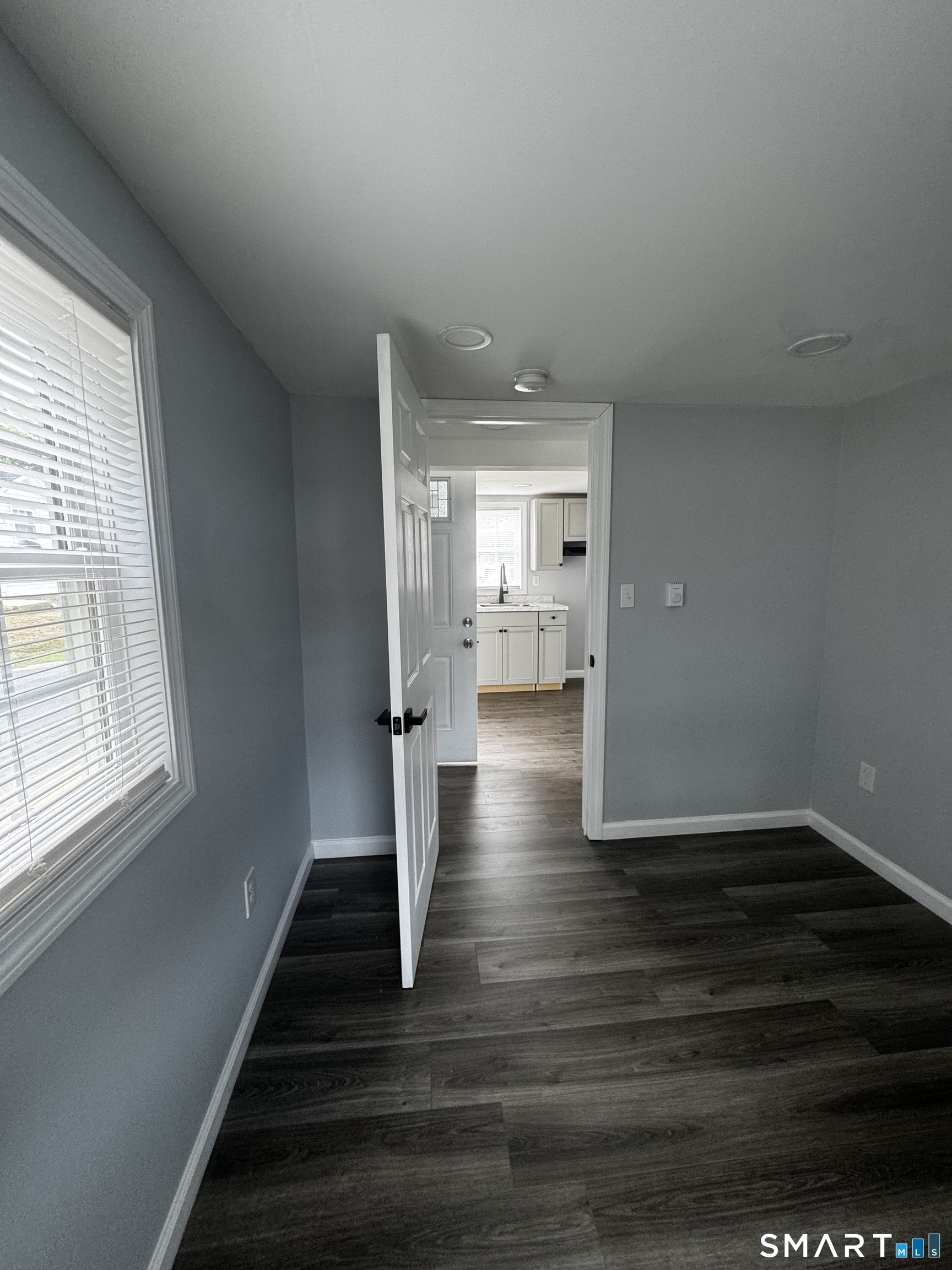 68 Black Point Road East Lyme, CT 06357 - Photo 3 of 8