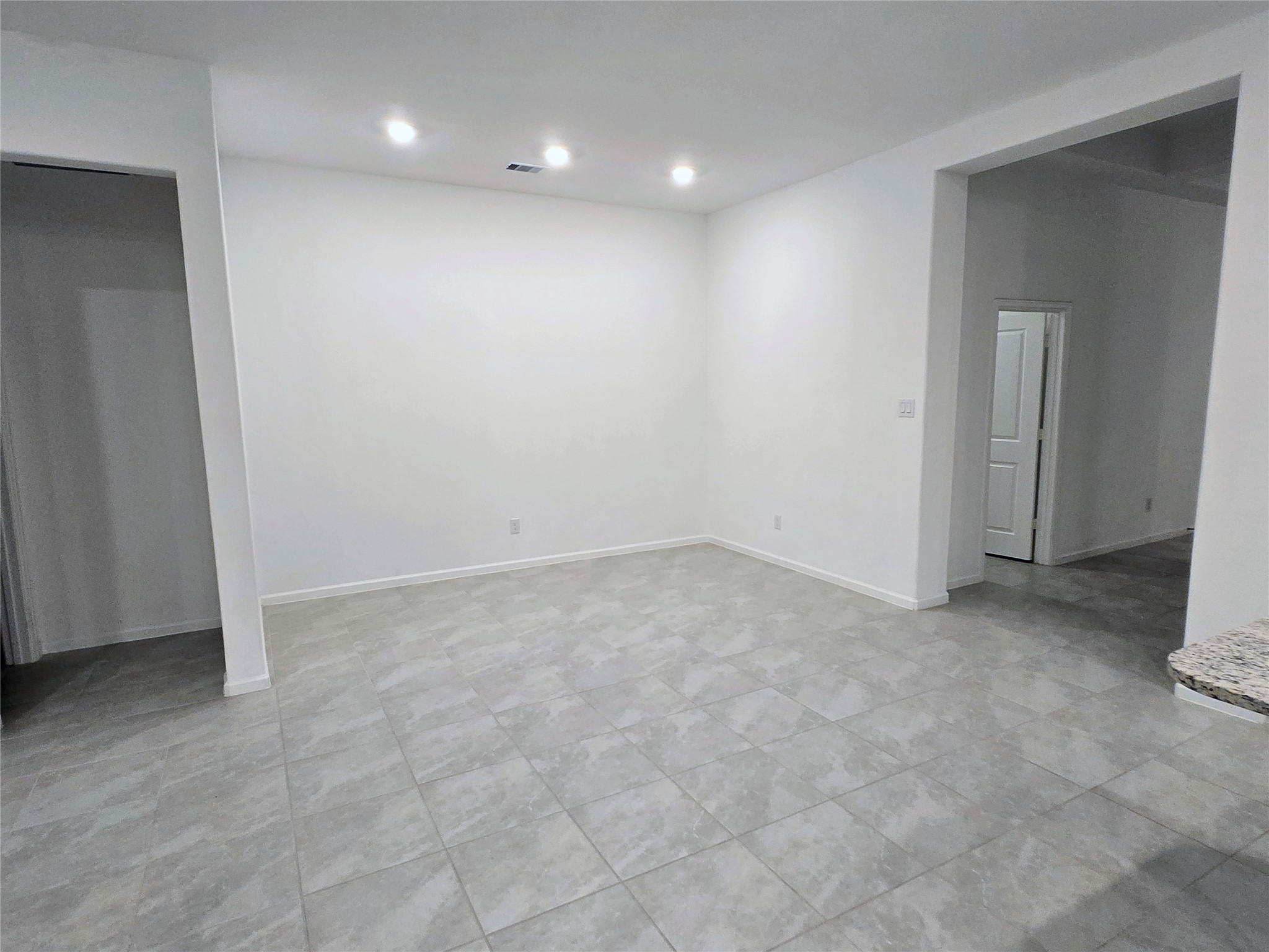 3632 Richmont Court Rosenberg, TX 77469 - Photo 12 of 23 an empty room with a empty space
